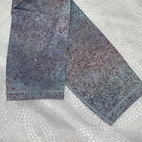 LULULEMON Stone/ Pink Paint Splattered Wunder Under Hi Rise Leggings Size 6 - Picture 10 of 14
